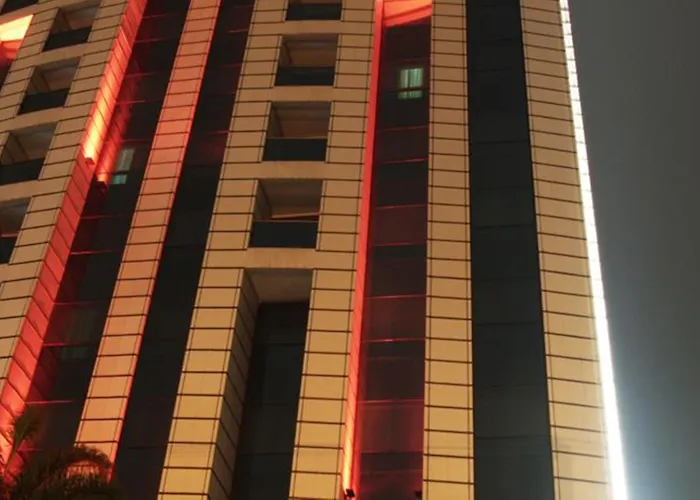 Estanplaza BerriniResort em SP